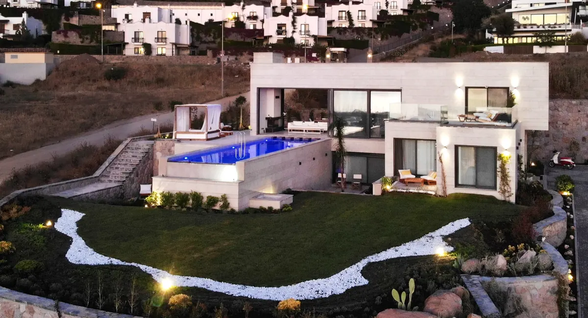 Vistaport B luxury villa exterior with private infinity pool and Aegean sea views in Turgutreis, Bodrum